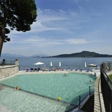 Appartement Sleeps 5 Pool Meina